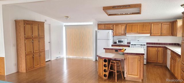 443 Pond View Drive, Morrice Village, MI 48857