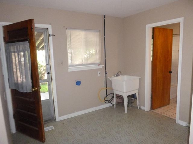 23137 Avon Street, St Clair Shores, MI 48082