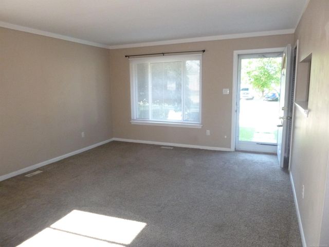 23137 Avon Street, St Clair Shores, MI 48082