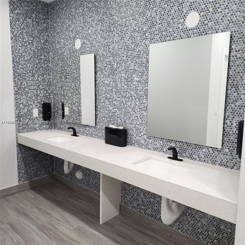 17021 N Bay Rd 803, Sunny Isles Beach, FL 33160