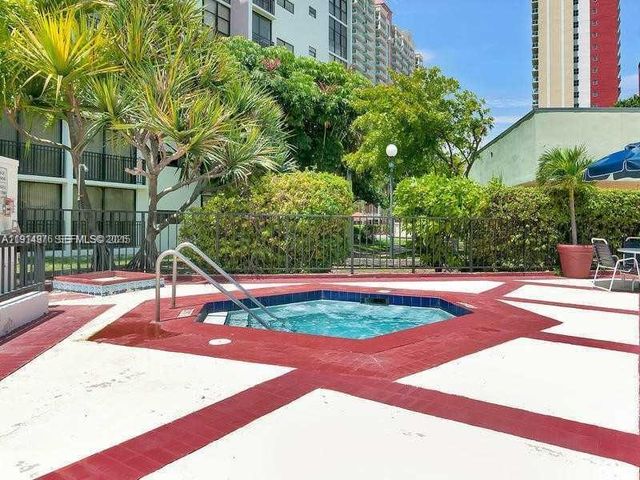 17021 N Bay Rd 803, Sunny Isles Beach, FL 33160
