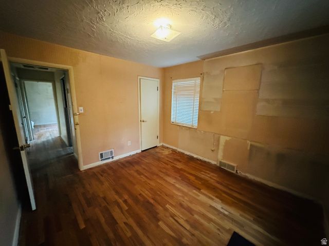 2877 E DELSA DR, Holladay, UT 84124