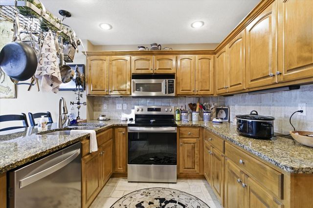 4441 S Lafontaine Avenue, Springfield, MO 65810