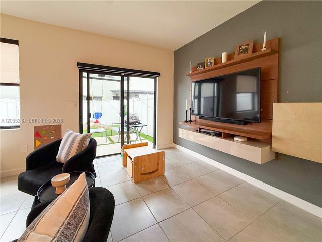 11432 W 32nd Lane, Hialeah, FL 33018