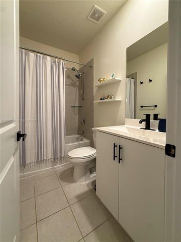 11432 W 32nd Lane, Hialeah, FL 33018