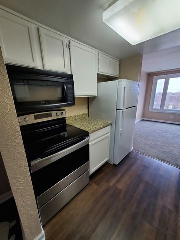 1 Renaissance Place 400, Palatine, IL 60067