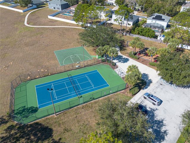 1893 VALE DRIVE, Clermont, FL 34711