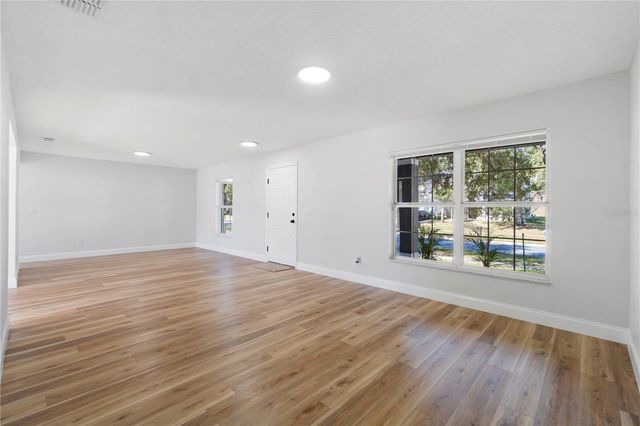 1893 VALE DRIVE, Clermont, FL 34711