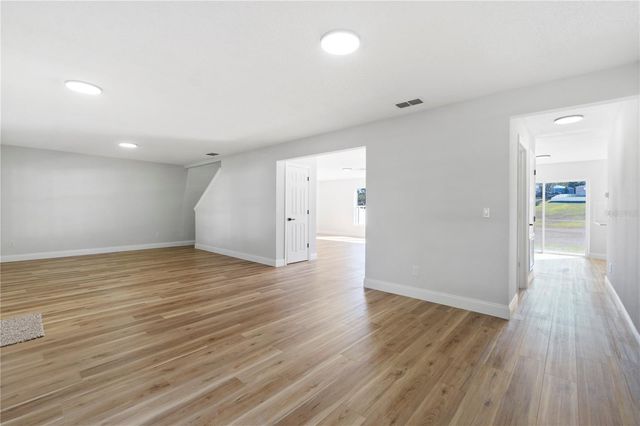 1893 VALE DRIVE, Clermont, FL 34711