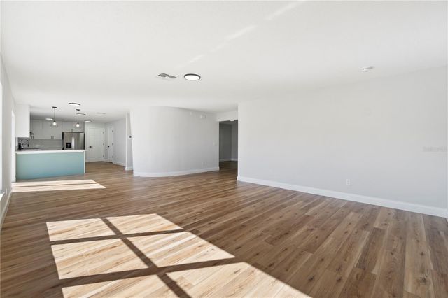 1893 VALE DRIVE, Clermont, FL 34711