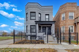 3819 W Arthington Street, Chicago, IL 60624