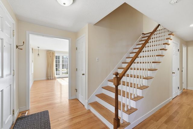 143 East Street 143, Lexington, MA 02420