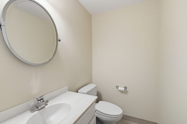 143 East Street 143, Lexington, MA 02420