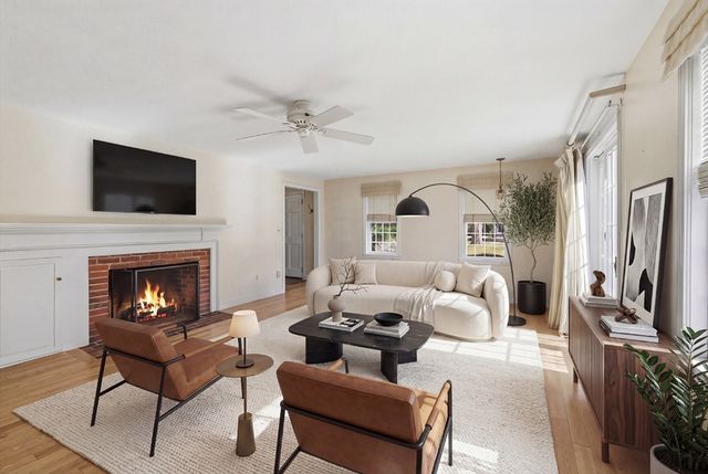 143 East Street 143, Lexington, MA 02420