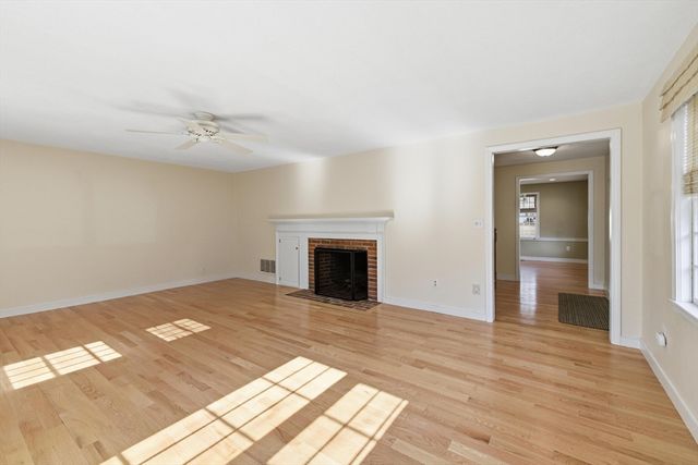 143 East Street 143, Lexington, MA 02420