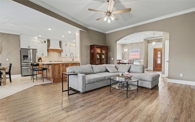 2004 Nutmeg Street, Bentonville, AR 72713