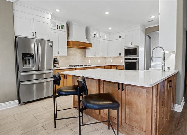 2004 Nutmeg Street, Bentonville, AR 72713