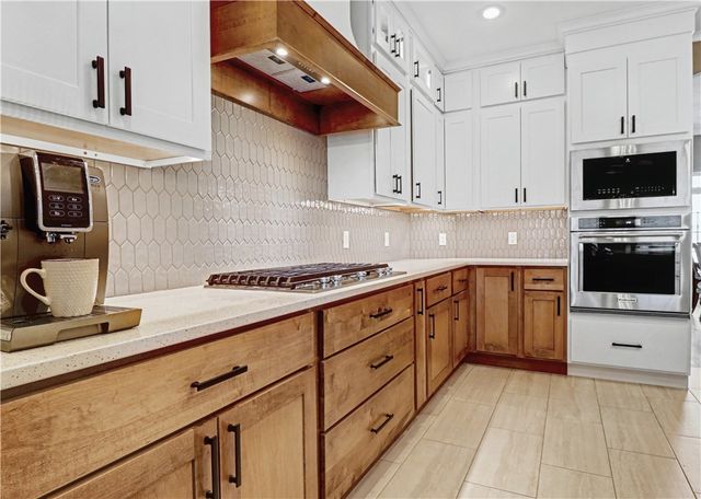 2004 Nutmeg Street, Bentonville, AR 72713