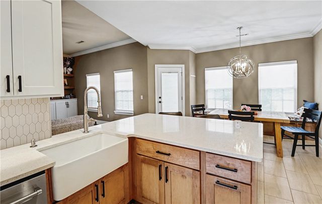 2004 Nutmeg Street, Bentonville, AR 72713