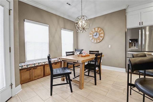 2004 Nutmeg Street, Bentonville, AR 72713