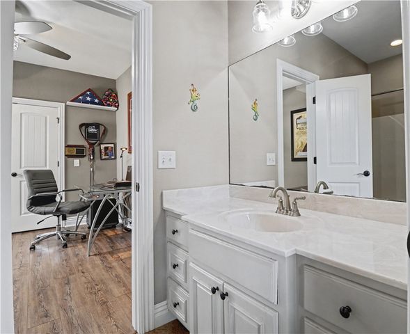 2004 Nutmeg Street, Bentonville, AR 72713