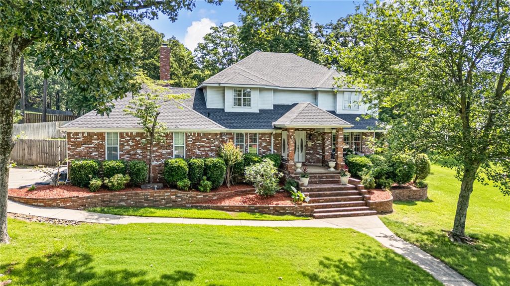 504 Heartland Drive, Russellville, AR 72802