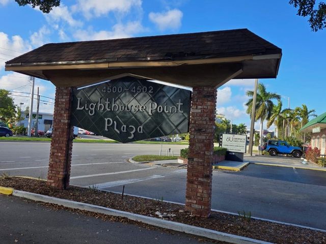 4500 N Federal Highway 303, Lighthouse Point, FL 33064