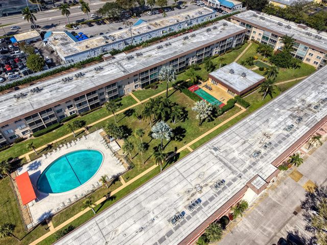 4500 N Federal Highway 303, Lighthouse Point, FL 33064