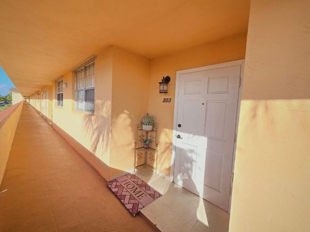 4500 N Federal Highway 303, Lighthouse Point, FL 33064