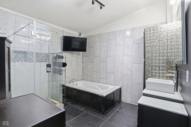 238 S 24th Street, New Castle, IN 47362