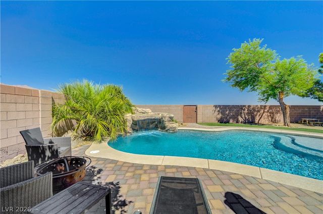 10308 Chestnut Sweet Street, Las Vegas, NV 89131