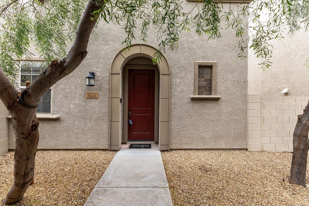 2532 N 149th Avenue, Goodyear, AZ 85395