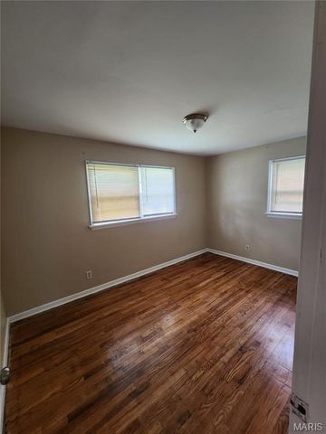 1201 Walker Avenue, Spanish Lake, MO 63138