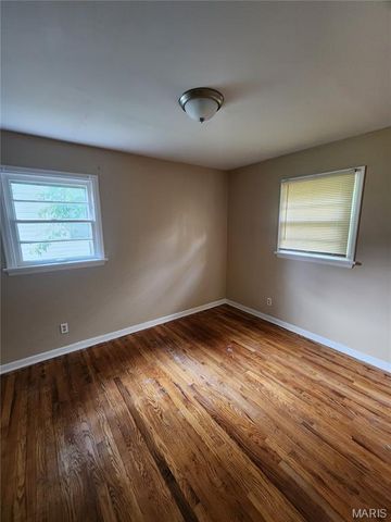 1201 Walker Avenue, Spanish Lake, MO 63138
