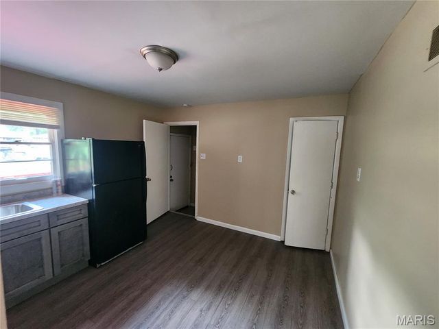 1201 Walker Avenue, Spanish Lake, MO 63138