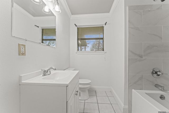 2351 Sweetleaf St, Baton Rouge, LA 70816