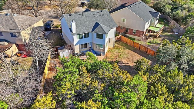 3744 Top Rock LN, Round Rock, TX 78681