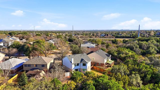 3744 Top Rock LN, Round Rock, TX 78681