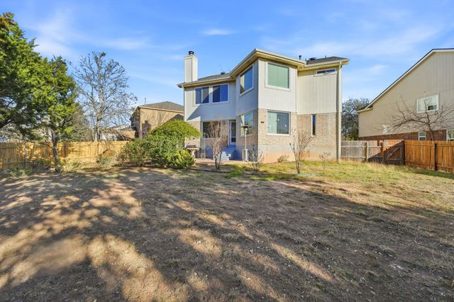 3744 Top Rock LN, Round Rock, TX 78681