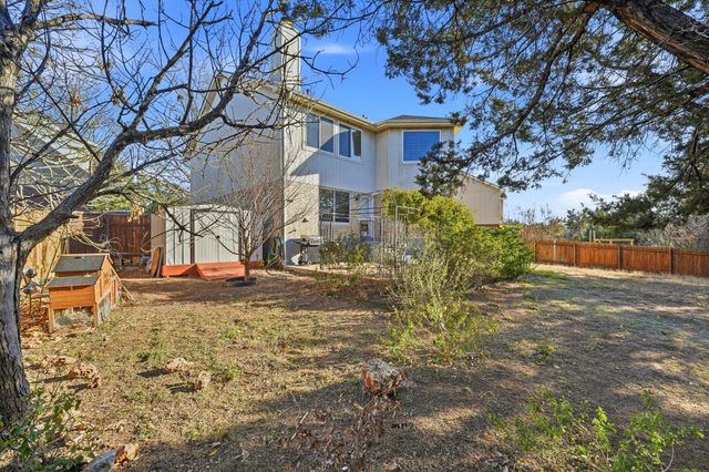 3744 Top Rock LN, Round Rock, TX 78681