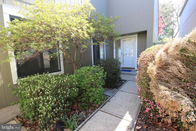 19109 BROOKE GROVE CT, Montgomery Village, MD 20886