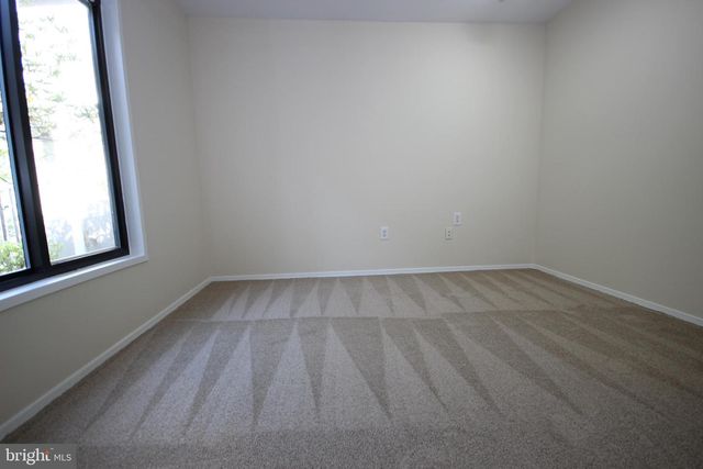 19109 BROOKE GROVE CT, Montgomery Village, MD 20886
