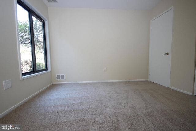 19109 BROOKE GROVE CT, Montgomery Village, MD 20886