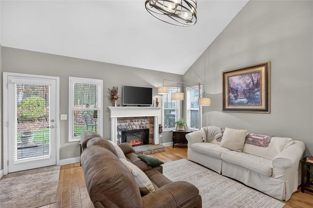 121 Deer Park Drive, Carrollton, GA 30116