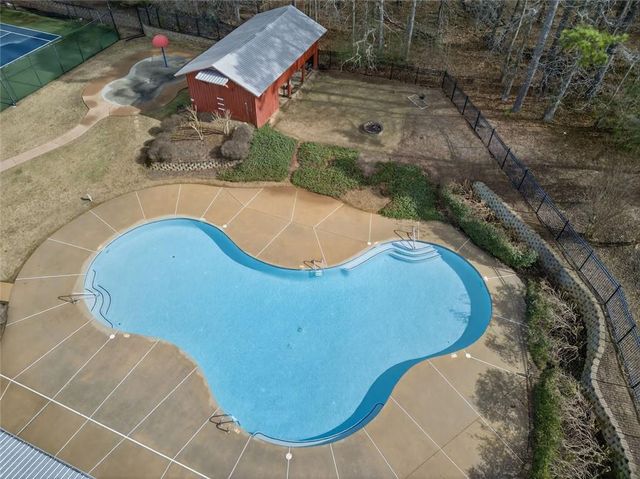 121 Deer Park Drive, Carrollton, GA 30116