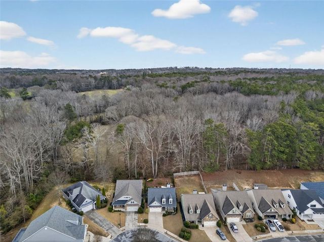 121 Deer Park Drive, Carrollton, GA 30116