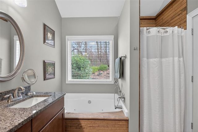 121 Deer Park Drive, Carrollton, GA 30116