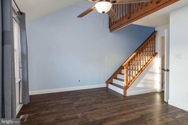 311 STONEHAM DR, Hockessin, DE 19707