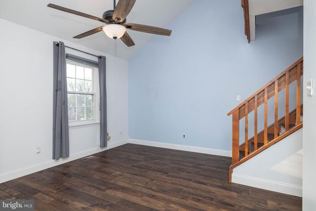 311 STONEHAM DR, Hockessin, DE 19707