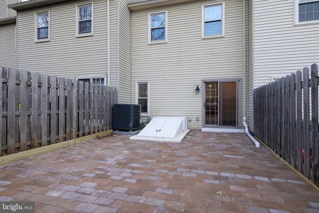 311 STONEHAM DR, Hockessin, DE 19707